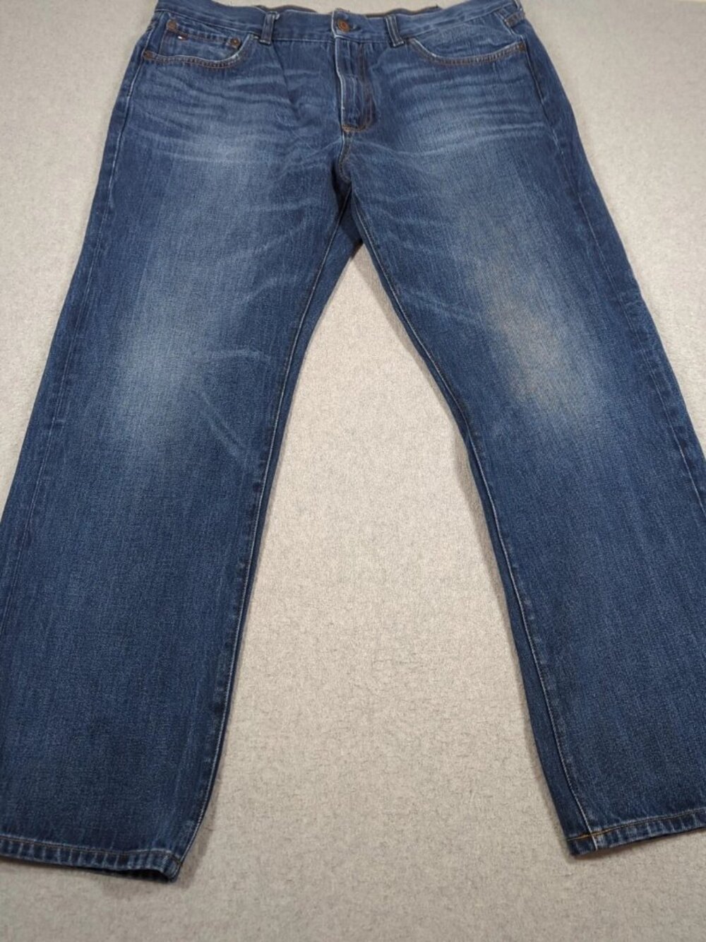 Tommy Hilfiger Jeans Mens 38x32 (Fits 38x31) Blue Denim Straight Fit